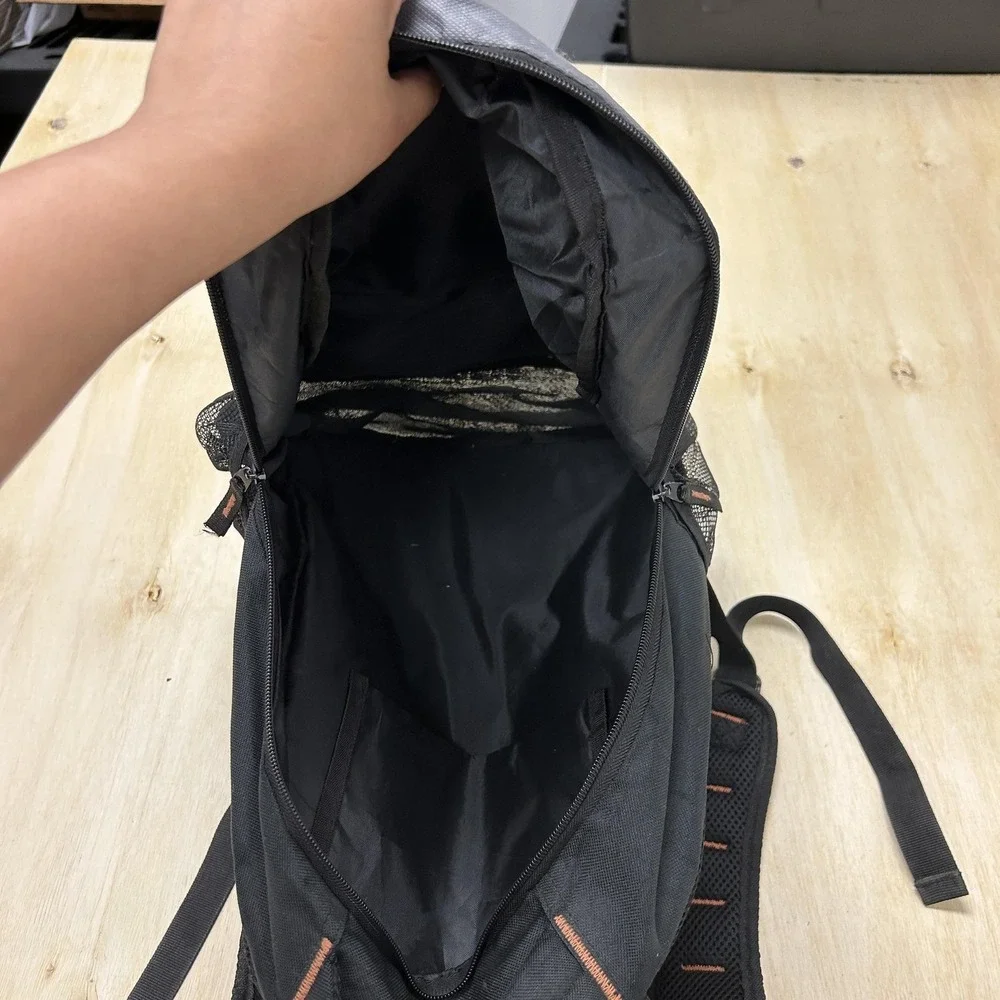 Harley-Davidson Black Gray 18in Backpack Soft Case Men Water Bottle Pockets